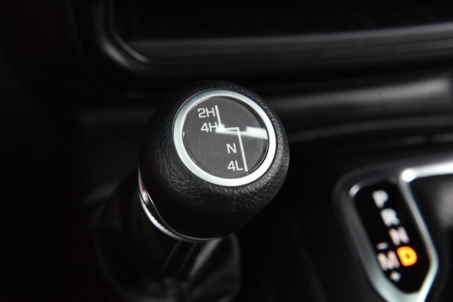 Jeep Wrangler Vehicle Image 15