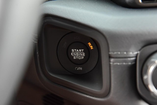 Jeep Wrangler Vehicle Image 17