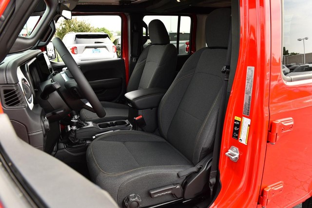 Jeep Wrangler Vehicle Image 19