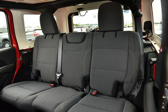 Jeep Wrangler Vehicle Image 21