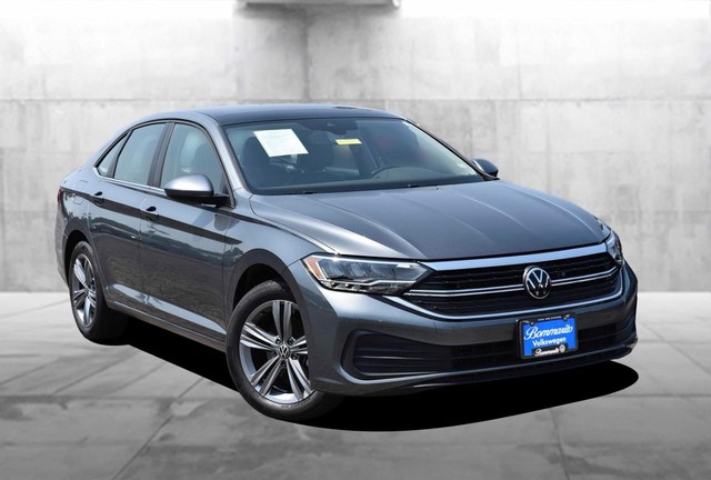 Volkswagen Jetta Vehicle Image 02
