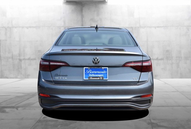 Volkswagen Jetta Vehicle Image 06