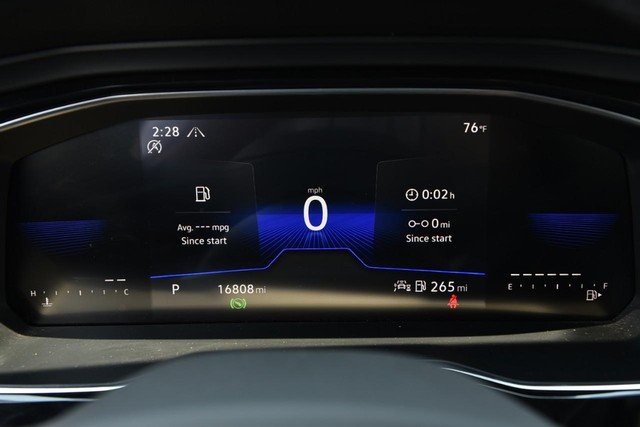Volkswagen Jetta Vehicle Image 11