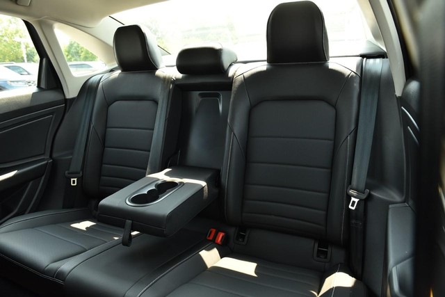 Volkswagen Jetta Vehicle Image 22