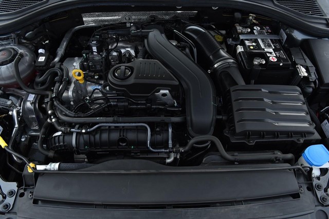 Volkswagen Jetta Vehicle Image 24