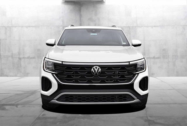 Volkswagen Atlas Cross Sport Vehicle Image 04