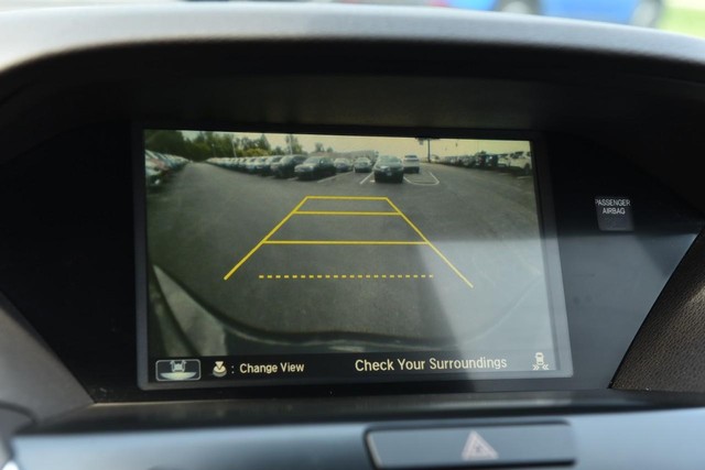 Acura MDX Vehicle Image 14