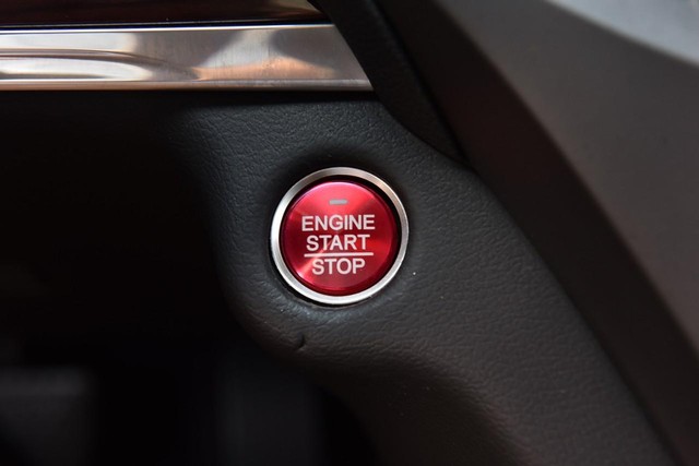 Acura MDX Vehicle Image 19