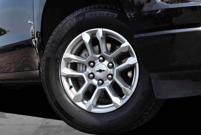 Chevrolet Silverado 1500 Vehicle Image 03