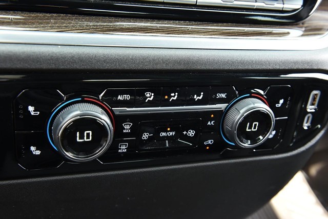 Chevrolet Silverado 1500 Vehicle Image 15