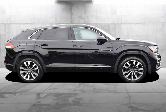 Volkswagen Atlas Cross Sport Vehicle Image 05