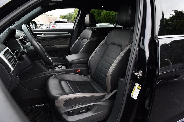 Volkswagen Atlas Cross Sport Vehicle Image 20