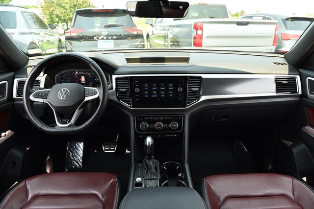 Volkswagen Atlas Cross Sport Vehicle Image 07