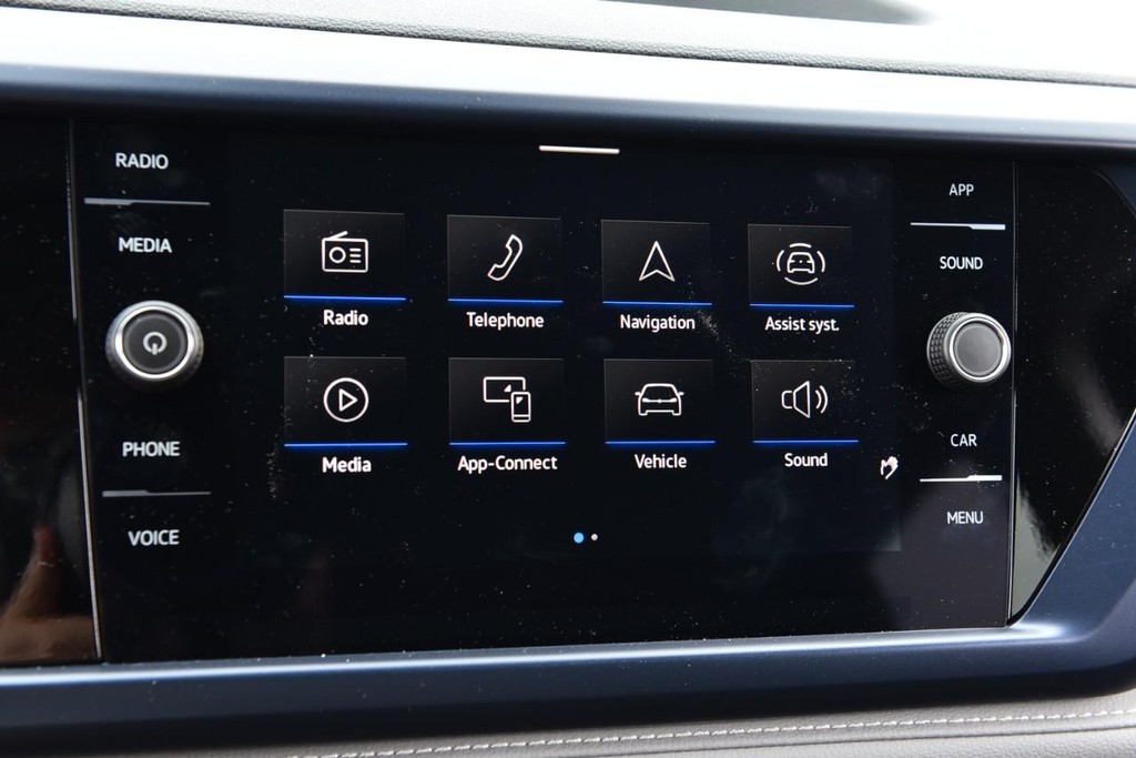 Volkswagen Taos Vehicle Full-screen Gallery Image 14