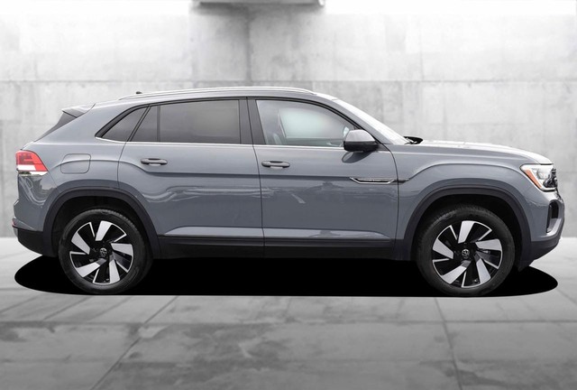 Volkswagen Atlas Cross Sport Vehicle Image 05