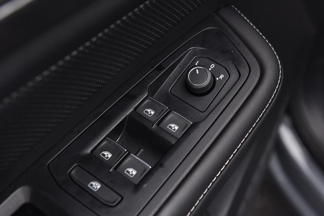 Volkswagen Atlas Cross Sport Vehicle Image 08