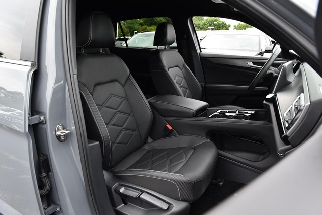 Volkswagen Atlas Cross Sport Vehicle Image 20