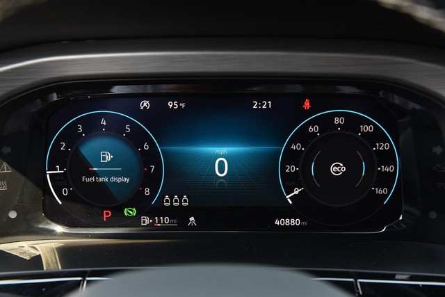 Volkswagen Atlas Cross Sport Vehicle Image 12