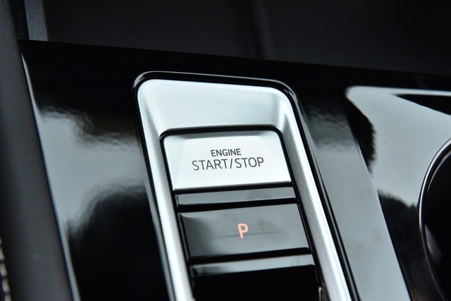 Volkswagen Atlas Cross Sport Vehicle Image 17
