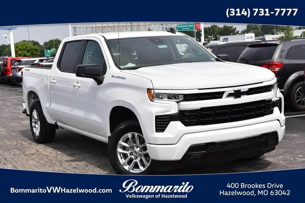 Chevrolet Silverado 1500 Vehicle Full-screen Gallery Image 01