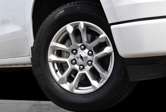 Chevrolet Silverado 1500 Vehicle Image 03