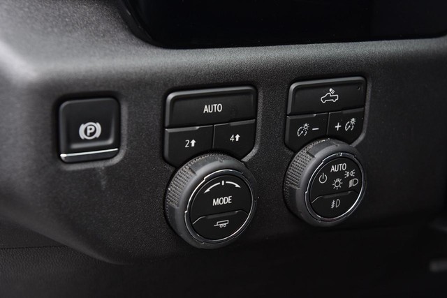 Chevrolet Silverado 1500 Vehicle Image 10