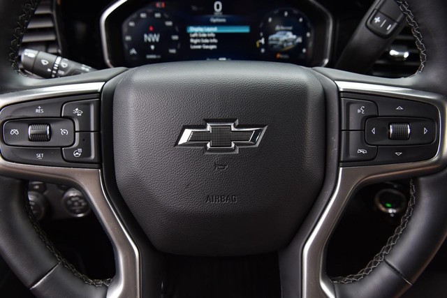 Chevrolet Silverado 1500 Vehicle Image 16