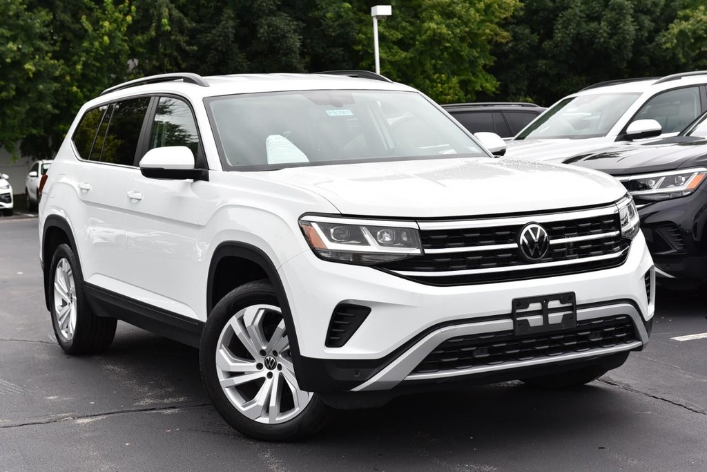 Volkswagen Atlas Vehicle Full-screen Gallery Image 2