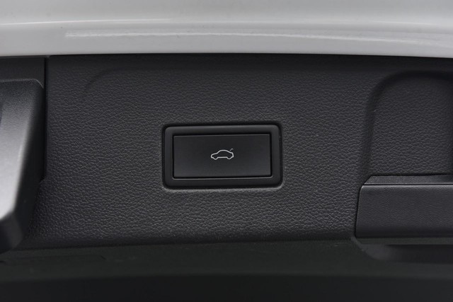 Volkswagen Atlas Vehicle Image 26