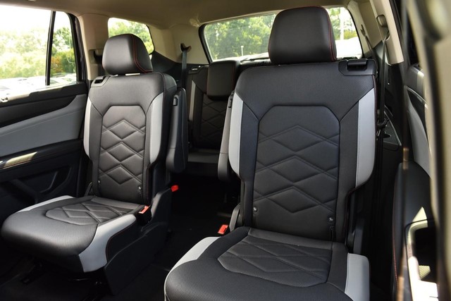Volkswagen Atlas Vehicle Image 22