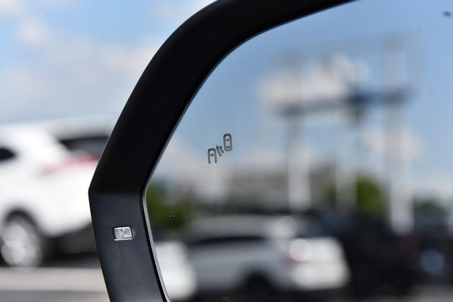Volkswagen Atlas Vehicle Image 10