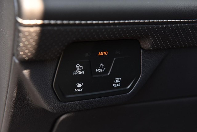Volkswagen Atlas Vehicle Image 11