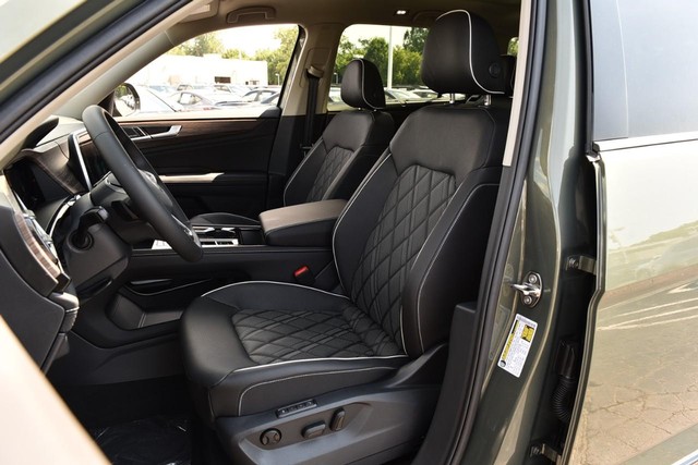Volkswagen Atlas Vehicle Image 18