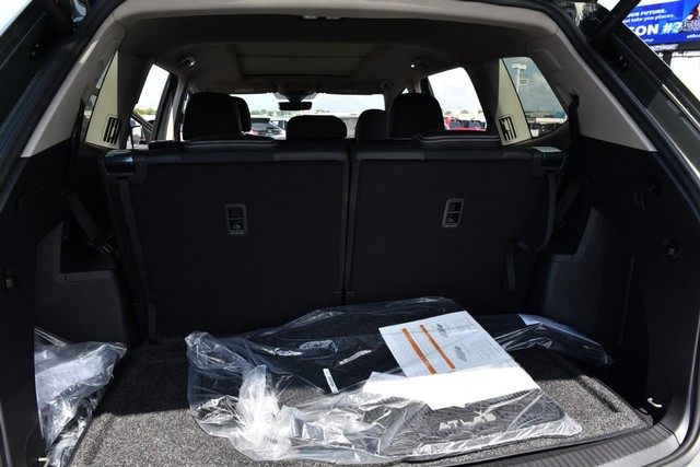 Volkswagen Atlas Vehicle Image 25