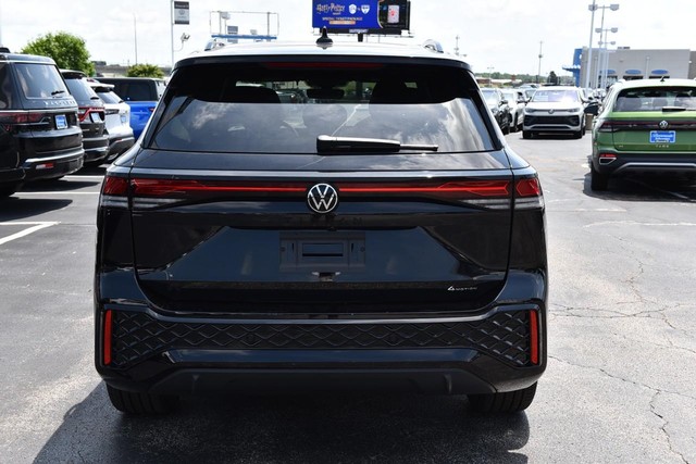 Volkswagen Tiguan Vehicle Image 06