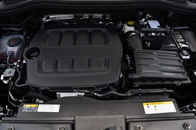Volkswagen Tiguan Vehicle Image 27