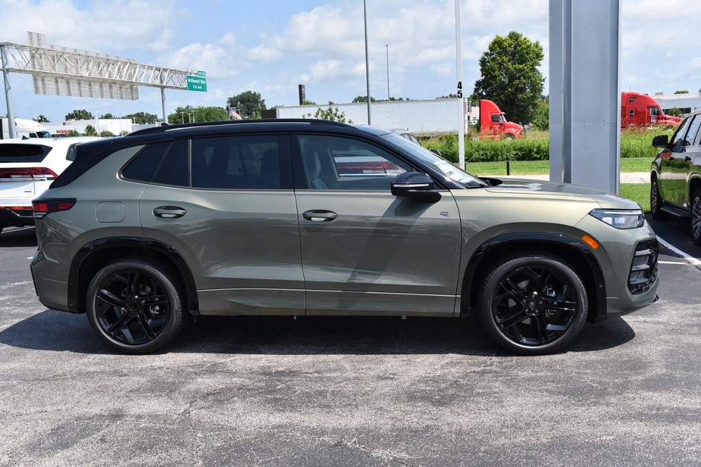 Volkswagen Tiguan Vehicle Full-screen Gallery Image 5