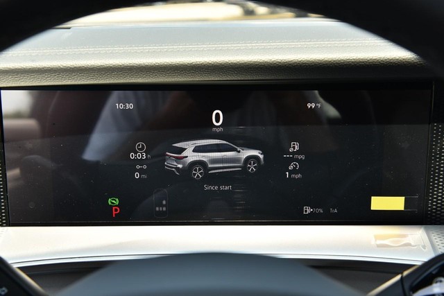 Volkswagen Tiguan Vehicle Image 12