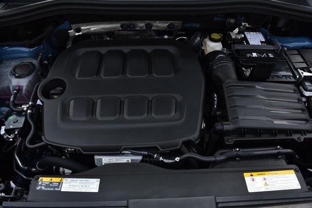 Volkswagen Tiguan Vehicle Image 27