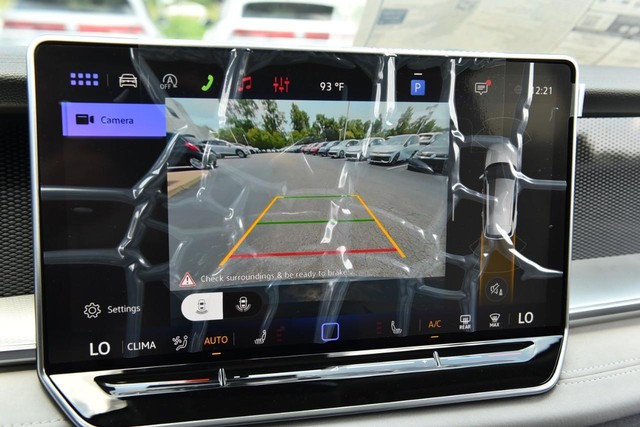 Volkswagen Tiguan Vehicle Image 13