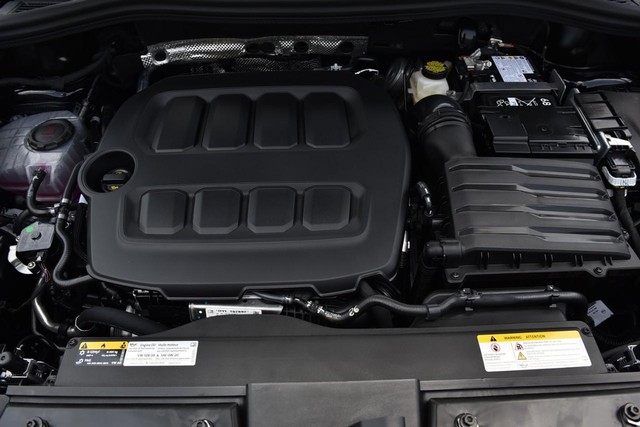 Volkswagen Tiguan Vehicle Image 27