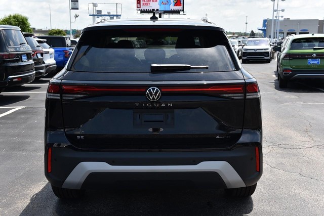 Volkswagen Tiguan Vehicle Image 06