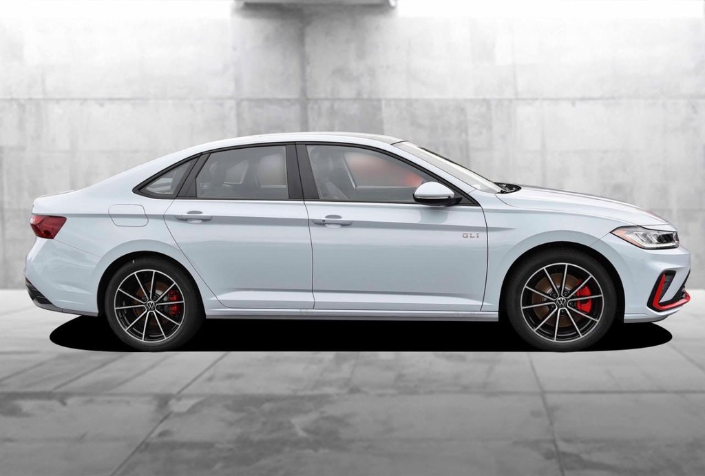 Volkswagen Jetta GLI Vehicle Full-screen Gallery Image 5