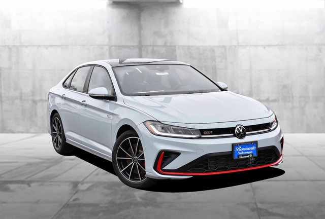 Volkswagen Jetta GLI Vehicle Image 02