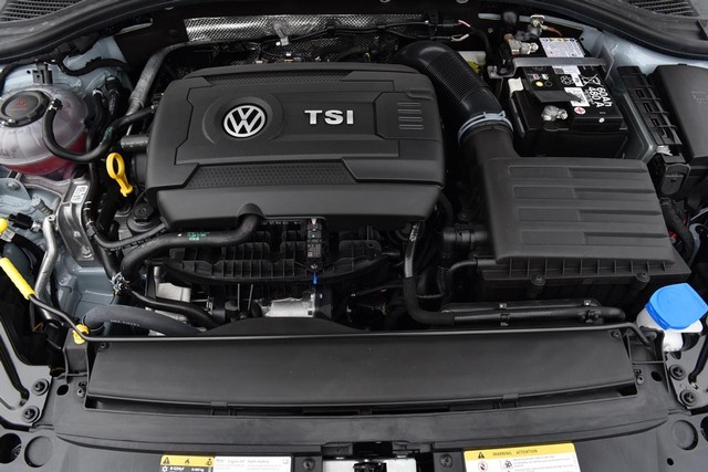 Volkswagen Jetta GLI Vehicle Image 25