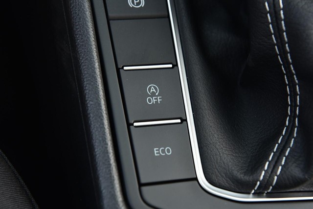 Volkswagen Jetta Vehicle Image 17