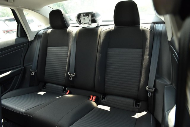 Volkswagen Jetta Vehicle Image 21