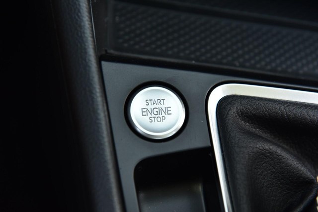 Volkswagen Jetta Vehicle Image 17