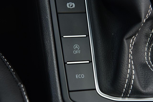 Volkswagen Jetta Vehicle Image 18