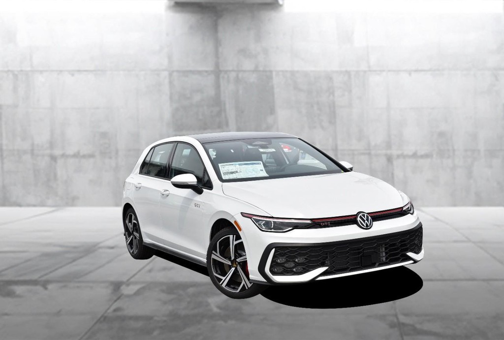 Volkswagen Golf GTI Vehicle Full-screen Gallery Image 2